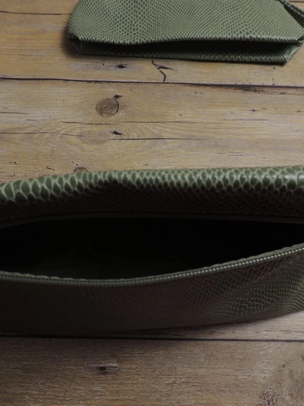 NWOT Clinique 2-Piece Faux Snakeskin Cosmetic Bag Set